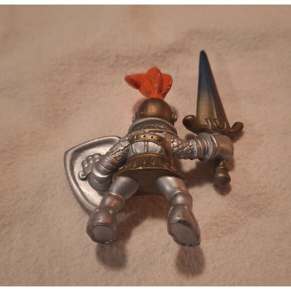 Keenway Medieval Knight Figure Silver Armor Orange PVC - Picture 4 of 12